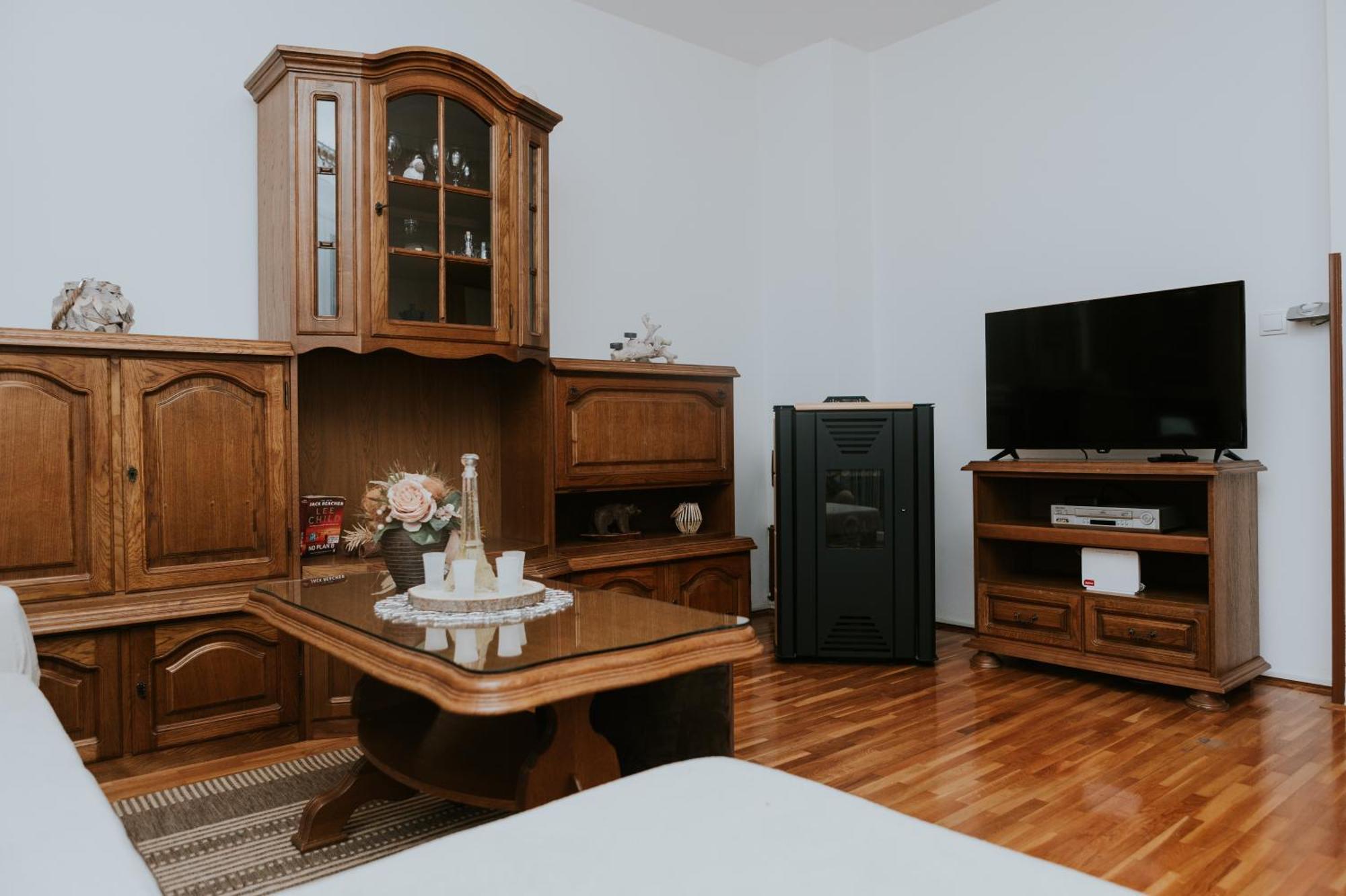 Apartman Antonio Gospić Exterior foto